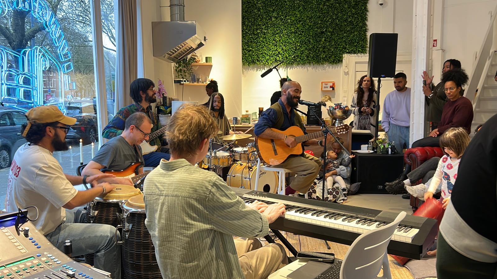 OMWDAY.03: live geluid voor een concert in The Livingroom Rotterdam