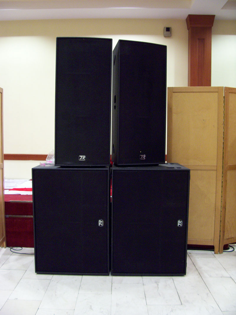 2x transparence tr nac218 subs & 2x th215h2 tops 5kw.jpg