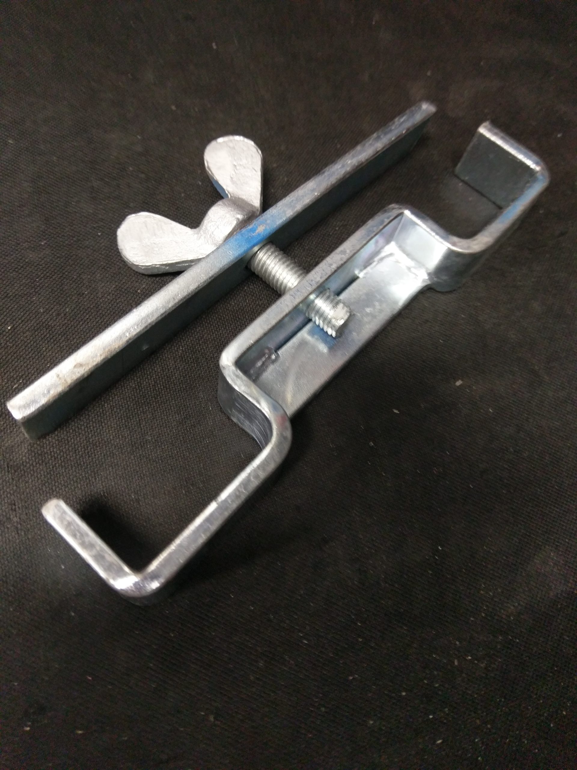 prolyte leg 2 leg duo clamp.jpg